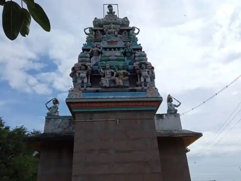 Arulmigu Vadakkuvasal Cellayeamman Temple, Kalappanpatti - 625529 அருள்மிகு வடக்குவாசல் செல்லியம்மன் திருக்கோயில், Kalappanpatti - 625529, Madurai - Ancient Temple Architecture and History Image 5