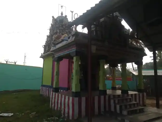 Arulmigu Vadakkuvasal Sellayee Amman Temple, Palamedu - 625503 அருள்மிகு வடக்கு வாசல் செல்லாயி அம்மன் கோயில், பாலமேடு - 625503, Madurai - Ancient Temple Architecture and History Image 2