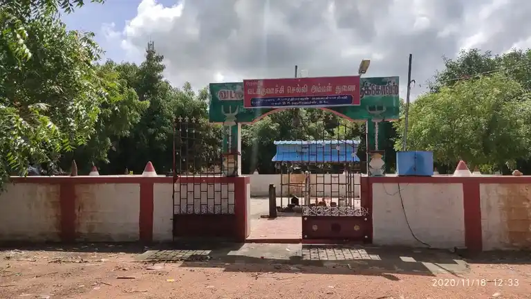 Arulmigu Vadakkuvasal Selliamman Temple, Karumathur - 625514 அருள்மிகு வடக்கு வாசல் செல்லியம்மன் திருக்கோயில், Karumathur - 625514, Madurai - Ancient Temple Architecture and History Image 3