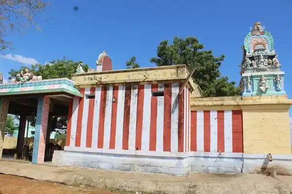 Arulmigu Vadakkuvaselviamman Temple, Middle Of The Street, Keelapattam - 627351 அருள்மிகு வடக்கு வாச் செல்வியம்மன் திருக்கோயில், Middle Of The Street, Keelapattam - 627351, Tirunelveli - Ancient Temple Architecture and History Image 4