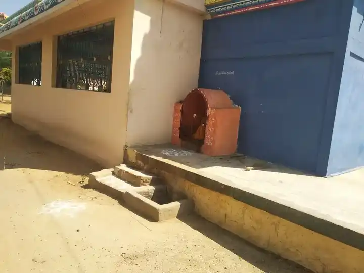 Arulmigu Vadaku Mariyamman Temple, Peruvalanallur - 621704 Arulmigu Vadaku Mariyamman Temple, Peruvalanallur - 621704, Thiruchirappalli - Ancient Temple Architecture and History Image 3