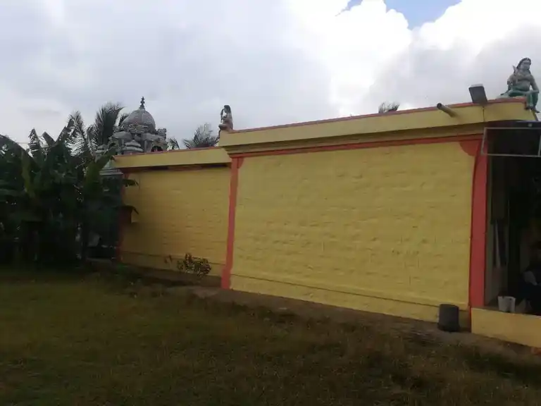 Arulmigu Vadakusuramman Temple, Malumachampatti - 641032 அருள்மிகு வடக்கு சுரம்மன் திருக்கோயில், Malumachampatti - 641032, Coimbatore - Ancient Temple Architecture and History Image 2