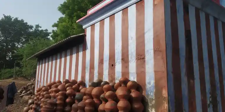 Arulmigu Vadakuva Selliamman Temple, Vellaram - 628401 அருள்மிகு வடக்குவாச் செல்வியம்மன் திருக்கோயில், Vellaram - 628401, Thoothukudi - Ancient Temple Architecture and History Image 3