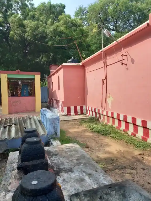 Arulmigu Vadakuvaselvi Amman Temple, Vellakal - 627806 அருள்மிகு வடக்குவாச்செல்வியம்மன் திருக்கோயில், வெள்ளக்கால் - 627806, Tenkasi - Ancient Temple Architecture and History Image 3