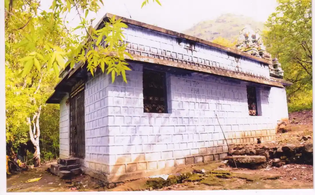 Arulmigu Vadamalai Nachiamman Temple, Bodinaiyakkanur - 625513