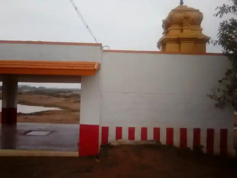 Arulmigu Vadamalai Vinayagar Temple, Out Side Of The Village, K.Marudhapuram - 627756 அருள்மிகு வடமலைவிநாயகர் திருக்கோயில், Out Side Of The Village, K.Marudhapuram - 627756, Tenkasi - Ancient Temple Architecture and History Image 2