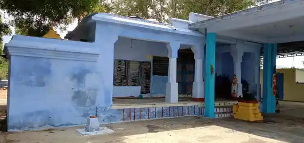 Arulmigu Vadapathirakaliamman Temple, Middle Of The Street, Kallidaikurichi - 627416 அருள்மிகு வடபத்திர காளியம்மன் திருக்கோயில், Middle Of The Street, Kallidaikurichi - 627416, Tirunelveli - Ancient Temple Architecture and History Image 3