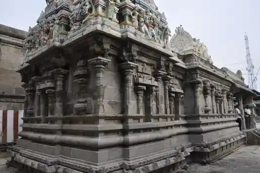 Arulmigu Vadaranyeeswarar Temple, Tiruvalangadu - 631210 அருள்மிகு வடாரண்யேஸ்வரர் திருக்கோயில், திருவாலங்காடு - 631210, Tiruvallur - Ancient Temple Architecture and History Image 7