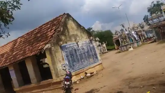 Arulmigu Vadathali Ayyanar Temple, Marungapuri - 621305 Arulmigu vadathali Ayyanar temple, Marungapuri - 621305, Thiruchirappalli - Ancient Temple Architecture and History Image 3