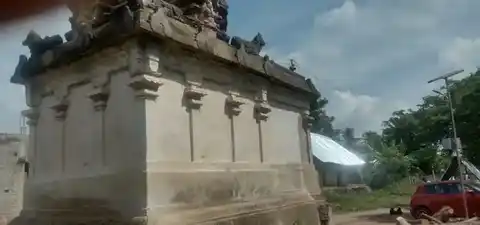 Arulmigu Vadivalahiyamman Varadharajaperumal Mariyamman Selvavinayagar Temple, Manakkal - 612701 அருள்மிகு வடிவழகியம்மன், வரதராஜப்பெருமாள், மாரியம்மன், செல்வவிநாயகர் திருக்கோயில், Manakkal - 612701, Thiruvarur - Ancient Temple Architecture and History Image 15