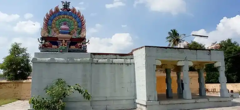 Arulmigu Vadivazhakiamman Temple, Vellanoor, Vellanoor - 621712 Arulmigu Vadivazhakiamman Temple, Vellanoor, Vellanoor - 621712, Thiruchirappalli - Ancient Temple Architecture and History Image 2