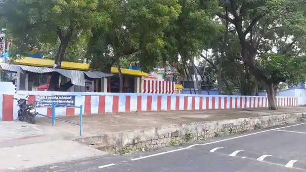 Arulmigu Vadukuva Selvi Amman Temple, Vikramasingapuram - 627425 Arulmigu Vadukuva Selvi Amman Temple, Vikramasingapuram - 627425, Tirunelveli - Ancient Temple Architecture and History Image 2