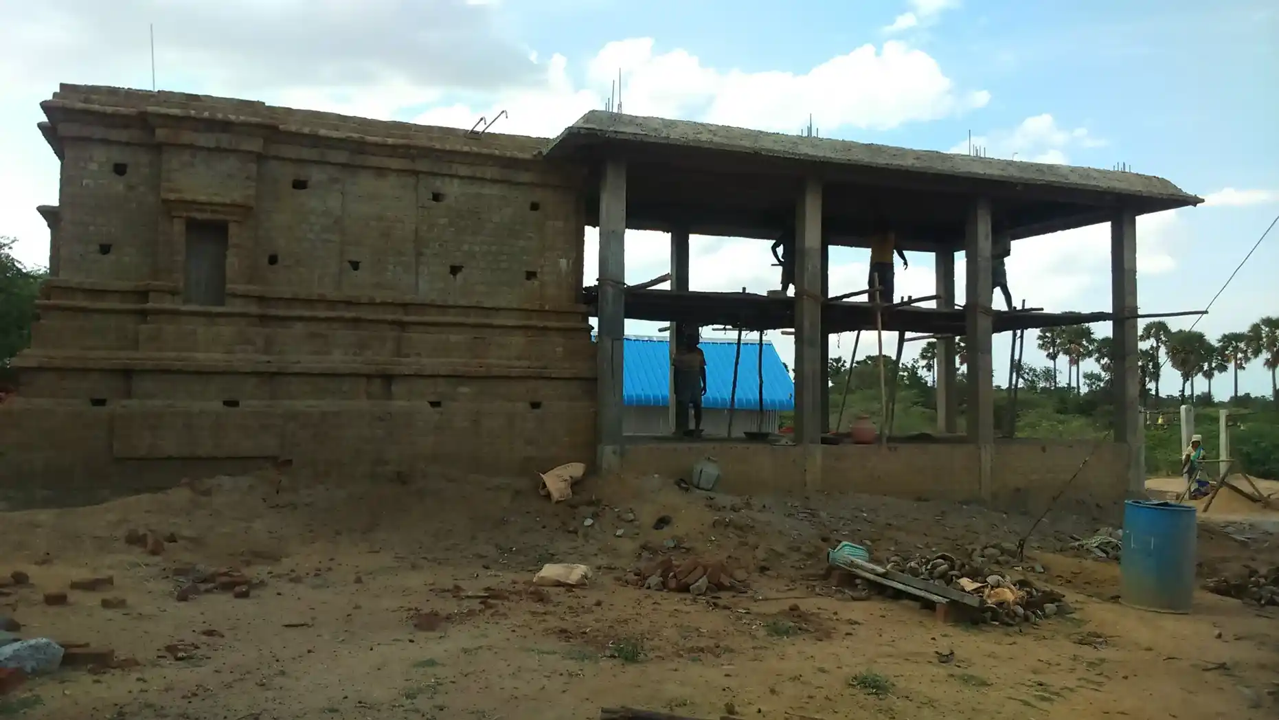 Arulmigu Vaguramudaiya Ayyanar Temple, Melauchani, Melauchani - 630408 அருள்மிகு. வகூரமுடைய அய்யனார் திருக்கோயில், Melauchani, Melauchani - 630408, Sivagangai - Ancient Temple Architecture and History Image 3