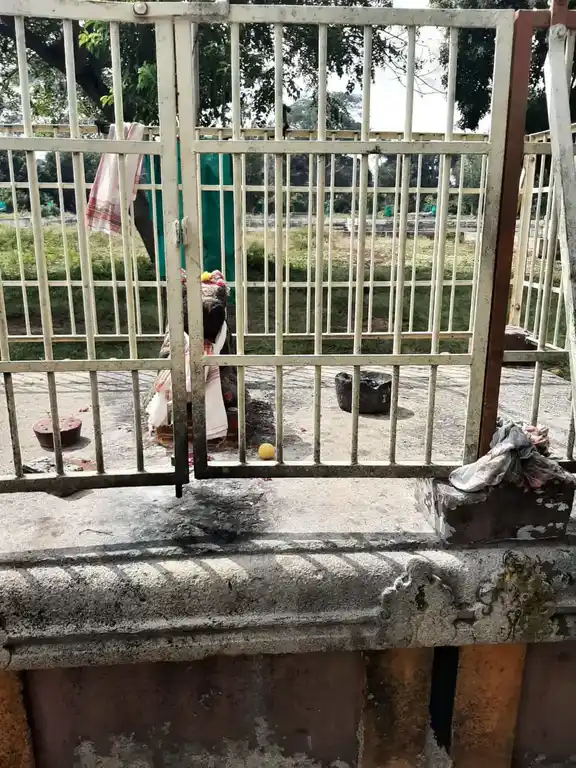 Arulmigu Vaigai Karuppar Temple, Kandanoor - 630104 Temple