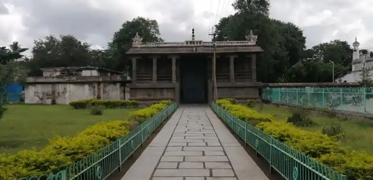 Arulmigu Vaigunthaperumal Temple, Periya Kancheepuram - 631501 அருள்மிகு வைகுண்டபெருமாள் திருக்கோயில், பெரிய காஞ்சிபுரம் - 631501, Kancheepuram - Ancient Temple Architecture and History Image 4