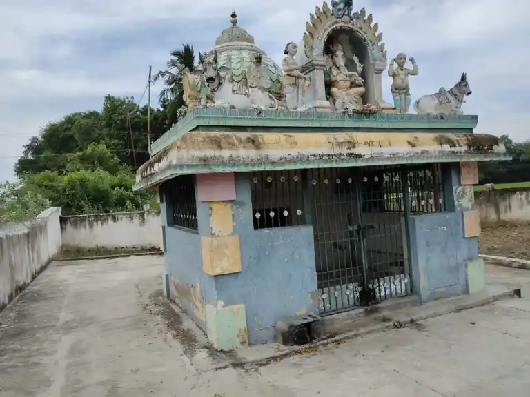 Arulmigu Vaikaalkarai Vinayagar Temple, Manakuppam - 607203 அருள்மிகு வாய்க்கால்கரை விநாயகர் திருக்கோயில், Manakuppam - 607203, Viluppuram - Ancient Temple Architecture and History Image 3