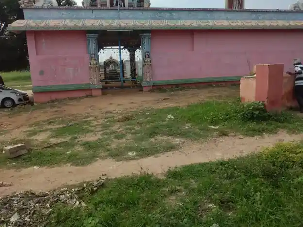 Arulmigu Vairavanatchiyar Temple, Periyaalangulam - 625022 Temple