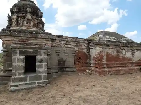 Arulmigu Vaithiyanatha Swami and Varaharaja Perumal Temple, Rettakuriji - 606304 அருள்மிகு கைத்தவநாதீஸ்வரர் மற்றும் வரதராஜப்பெருமாள் திருக்கோயில், ரெட்டகுறிஞ்சி - 606304, Cuddalore - Ancient Temple Architecture and History Image 3