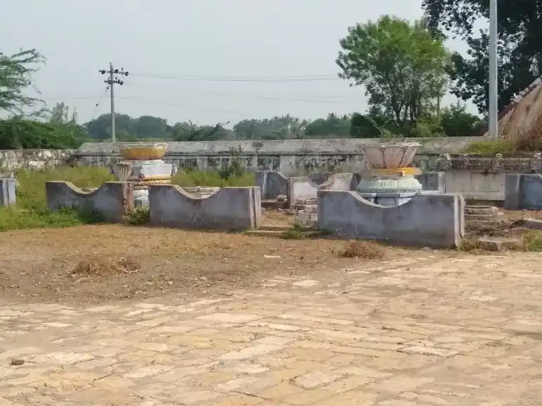 Arulmigu Vaithiyanatha Swamy Temple, Andikurumbalur - 621717 Arulmigu Vaithiyanatha Swamy Temple, Andikurumbalur - 621717, Perambalur - Ancient Temple Architecture and History Image 4