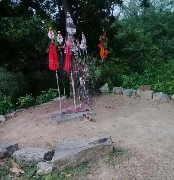 Arulmigu Vaiyakaruppar Temple, Ulagampatti, Ulagampatti - 630410