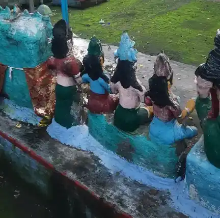 Arulmigu Vaiyanoorathu Kannimaar Temple, A.Vellodu - 624307 அருள்மிகு வையனுரத்து கன்னிமார் கோயில், A.Vellodu, A.Vellodu - 624307, Dindigul - Ancient Temple Architecture and History Image 3