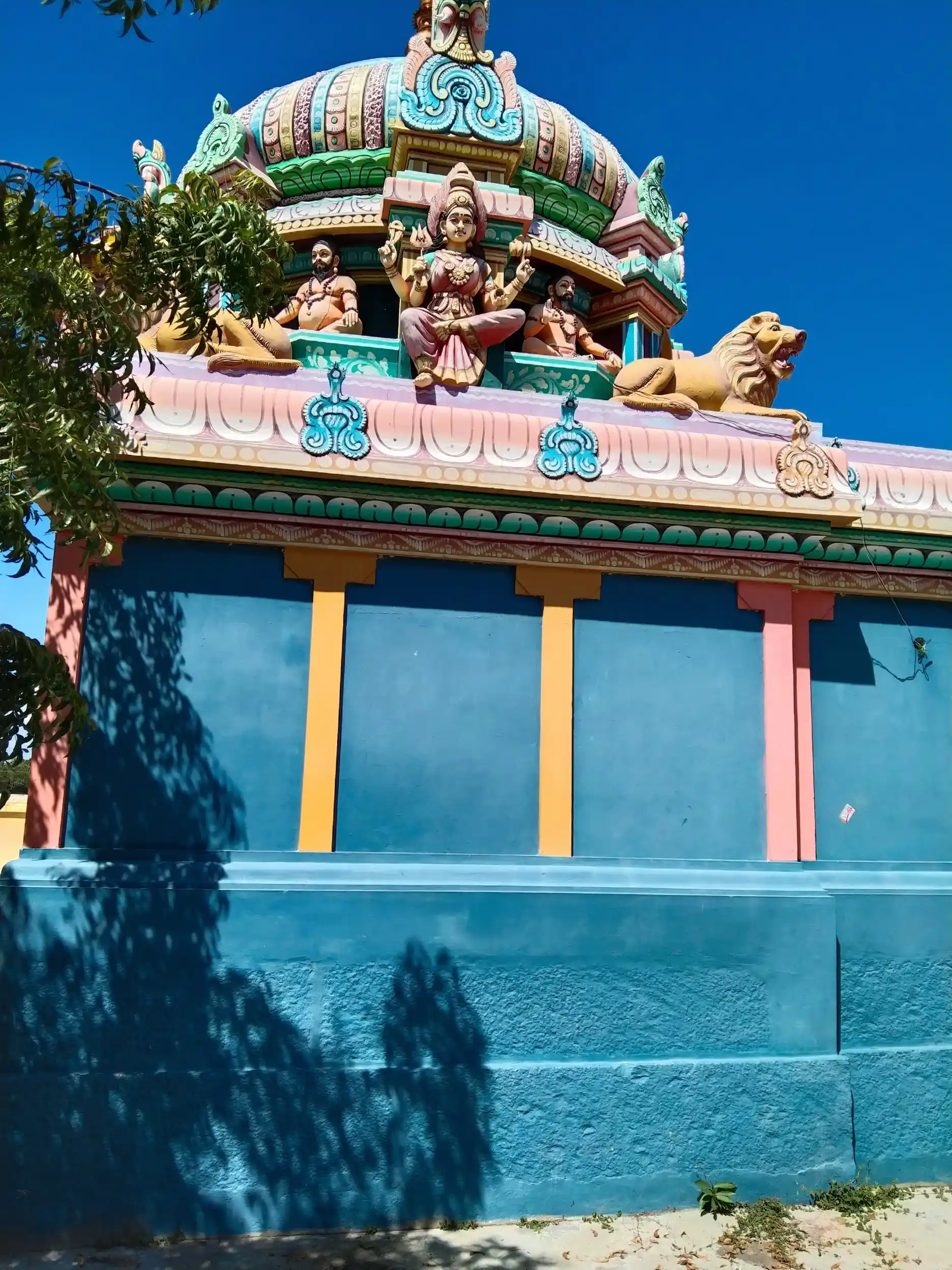 Arulmigu Vajirapureeswarar Temple, Olimathi - 614404