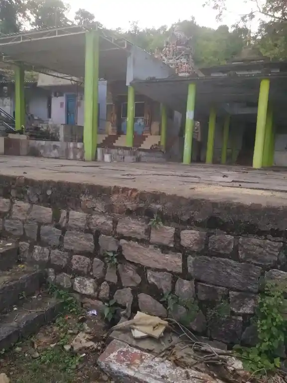 Arulmigu Vajranaadheswarar Temple, Vajrapallam - 635116 அருள்மிகு வஜ்ஜிரநாதஸ்வரர் திருக்கோயில், Vajrapallam - 635116, Krishnagiri - Ancient Temple Architecture and History Image 2