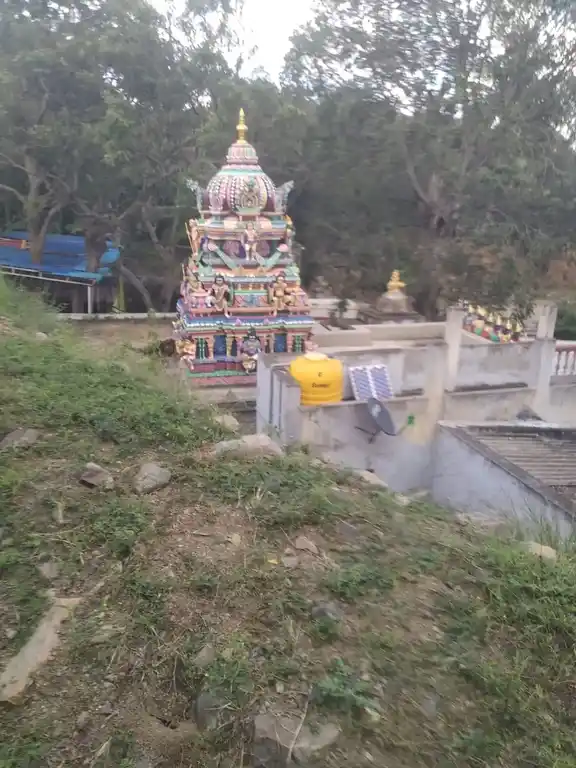 Arulmigu Vajranaadheswarar Temple, Vajrapallam - 635116 அருள்மிகு வஜ்ஜிரநாதஸ்வரர் திருக்கோயில், Vajrapallam - 635116, Krishnagiri - Ancient Temple Architecture and History Image 3