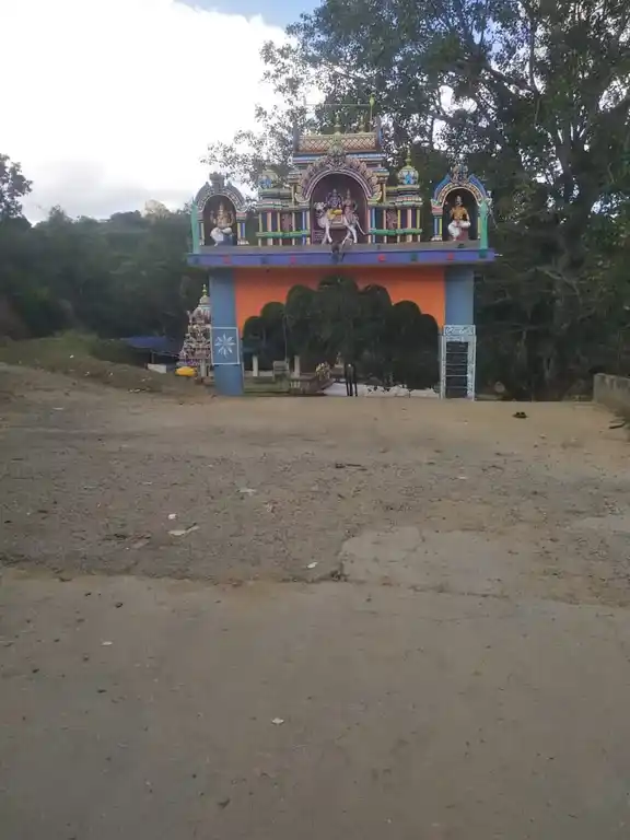 Arulmigu Vajranaadheswarar Temple, Vajrapallam - 635116 அருள்மிகு வஜ்ஜிரநாதஸ்வரர் திருக்கோயில், Vajrapallam - 635116, Krishnagiri - Ancient Temple Architecture and History Image 4