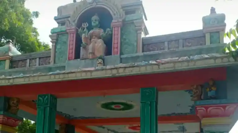 Arulmigu Vala Vanthamman Temple, Pidariseri - 623608 Arulmigu Vala Vanthamman Temple, Pidariseri - 623608, Ramanathapuram - Ancient Temple Architecture and History Image 2