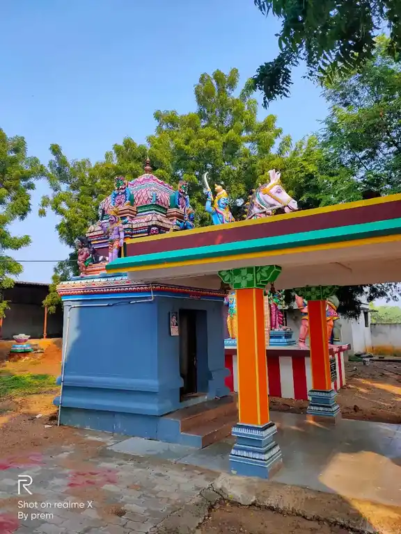Arulmigu Valadhu Ayyanar Temple, South Vandalam - 628502 அருள்மிகு வலதுடைய அய்யனார் திருக்கோயில், South Vandalam - 628502, Thoothukudi - Ancient Temple Architecture and History Image 2