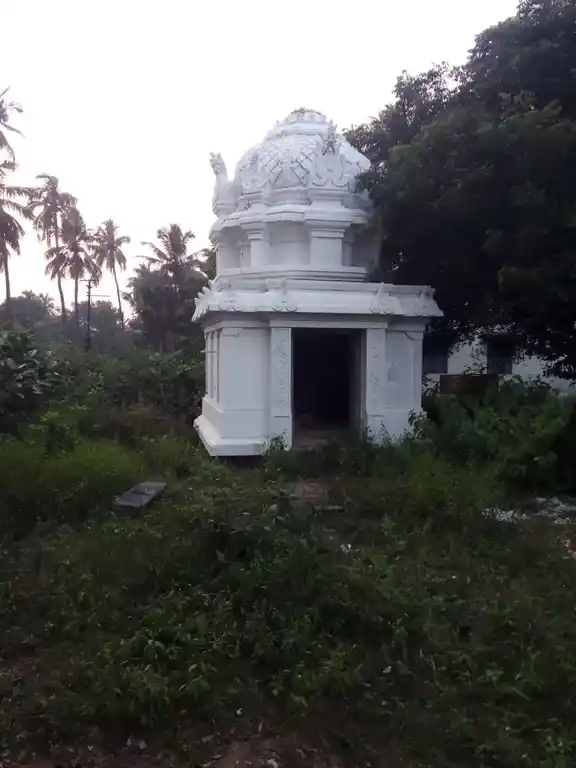 Arulmigu Valampuri Vinayagar Temple, Sanniyasipettai - 607104 அருள்மிகு வலம்புரி விநாயகர் திருக்கோயில், Sanniyasipettai - 607104, Cuddalore - Ancient Temple Architecture and History Image 2