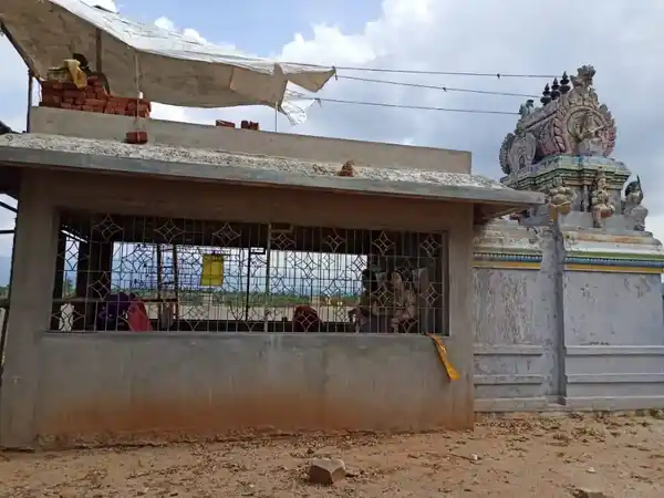 Arulmigu Valampuriyamman Temple, Govindampalayam, Thathayangarpatty - 637014 அருள்மிகு வலம்புரி அம்மன் திருக்கோயில், Thathayangarpatty - 637014, Namakkal - Ancient Temple Architecture and History Image 2