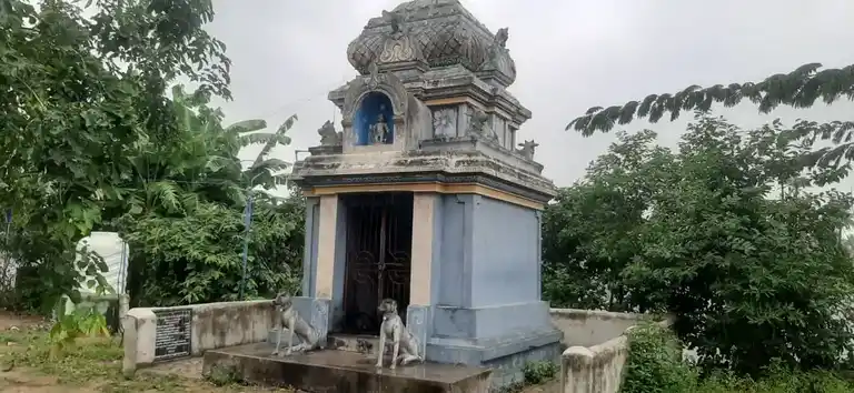 Arulmigu Valamutaiyar Temple, Paravakottai - 614015 அருள்மிகு வளமுடையஅய்யனார் திருக்கோயில், Paravakottai - 614015, Thiruvarur - Ancient Temple Architecture and History Image 7