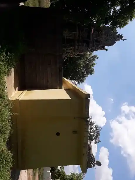 Arulmigu Valangiyamman Temple, Near Railway Stationthotakurichi, Thotakurichi - 639001 Arulmigu Valangiyamman Temple, Near Railway Stationthotakurichi, Thotakurichi - 639001, Karur - Ancient Temple Architecture and History Image 5