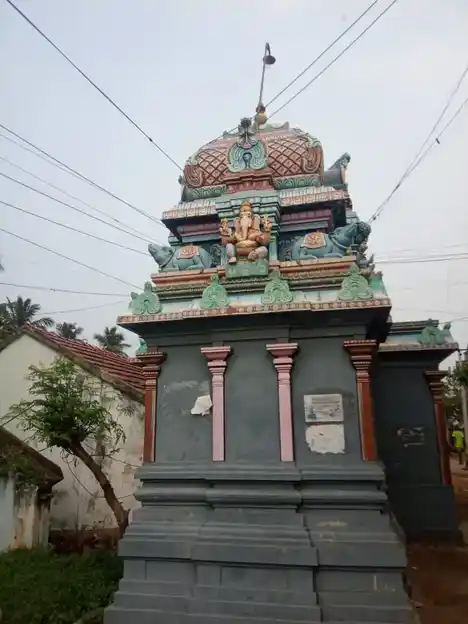 Arulmigu Valansuzhi Vinayakar Temple, Thiruvattadurai - 606111 Arulmigu Valansuzhi Vinayakar Temple, Thiruvattadurai - 606111, Cuddalore - Ancient Temple Architecture and History Image 3