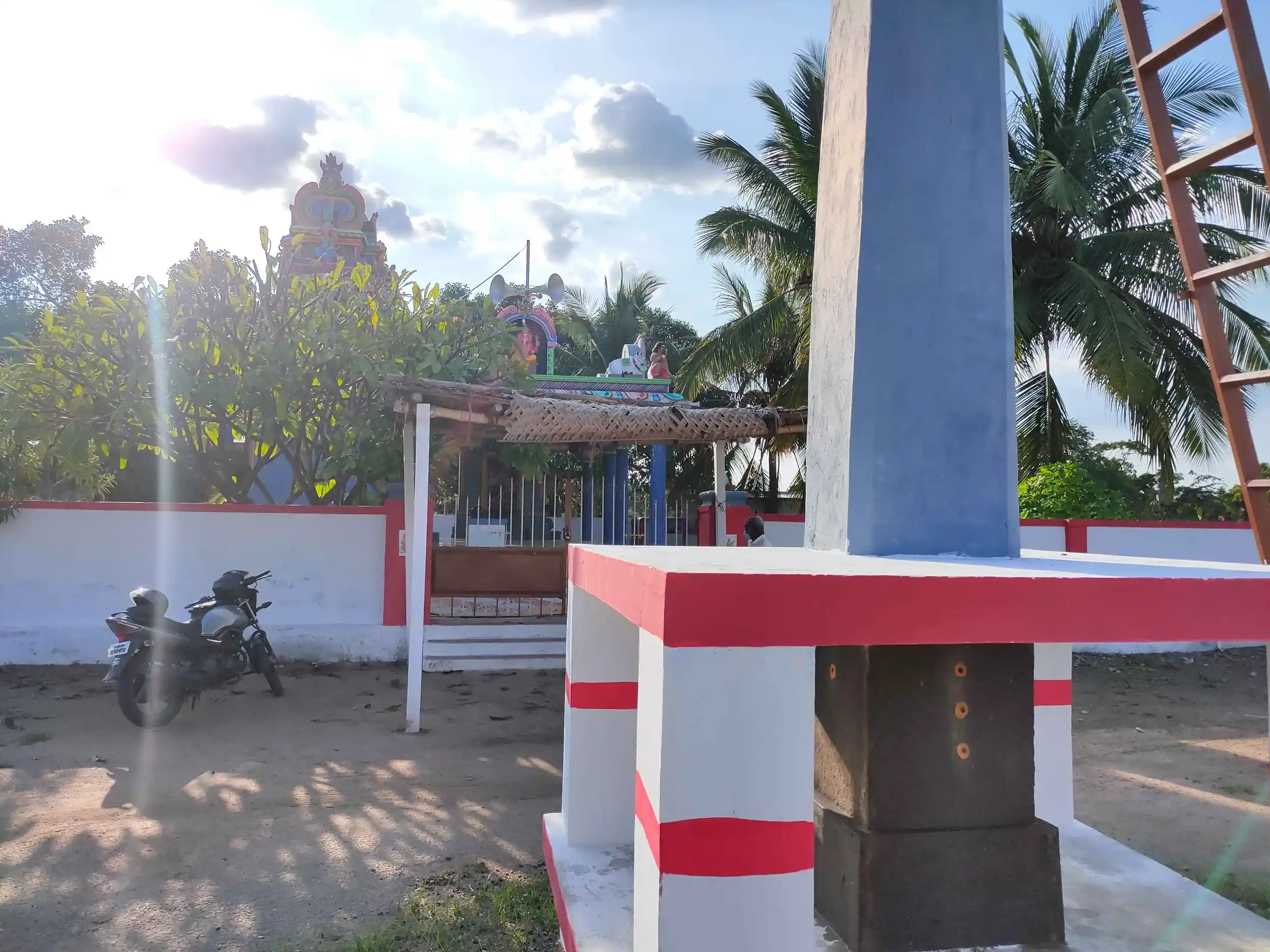 Arulmigu Valasupalayam Mariyamman Temple, Ganapathipalayam - 642122 அருள்மிகு வலசுபாளையம் மாரியம்மன் திருக்கோயில், Ganapathipalayam - 642122, Tiruppur - Ancient Temple Architecture and History Image 3