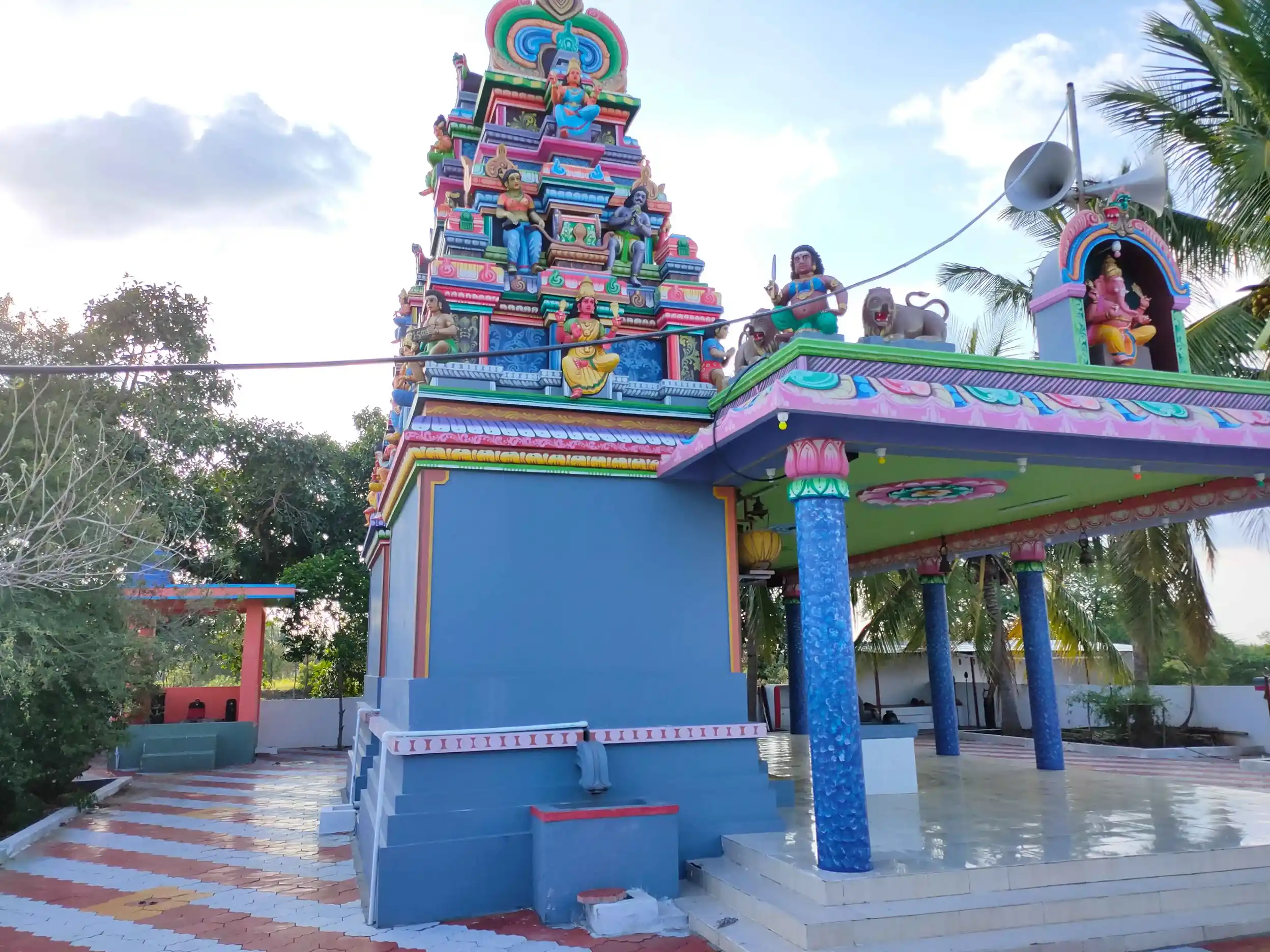 Arulmigu Valasupalayam Mariyamman Temple, Ganapathipalayam - 642122 அருள்மிகு வலசுபாளையம் மாரியம்மன் திருக்கோயில், Ganapathipalayam - 642122, Tiruppur - Ancient Temple Architecture and History Image 4