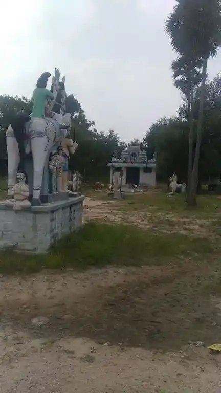 Arulmigu Valathaadi Ayyanar Temple, Valathaadipatti - 622504 அருள்மிகு வளதாடிஅய்யனார் திருக்கோயில், Valathaadipatti - 622504, Pudukkottai - Ancient Temple Architecture and History Image 5