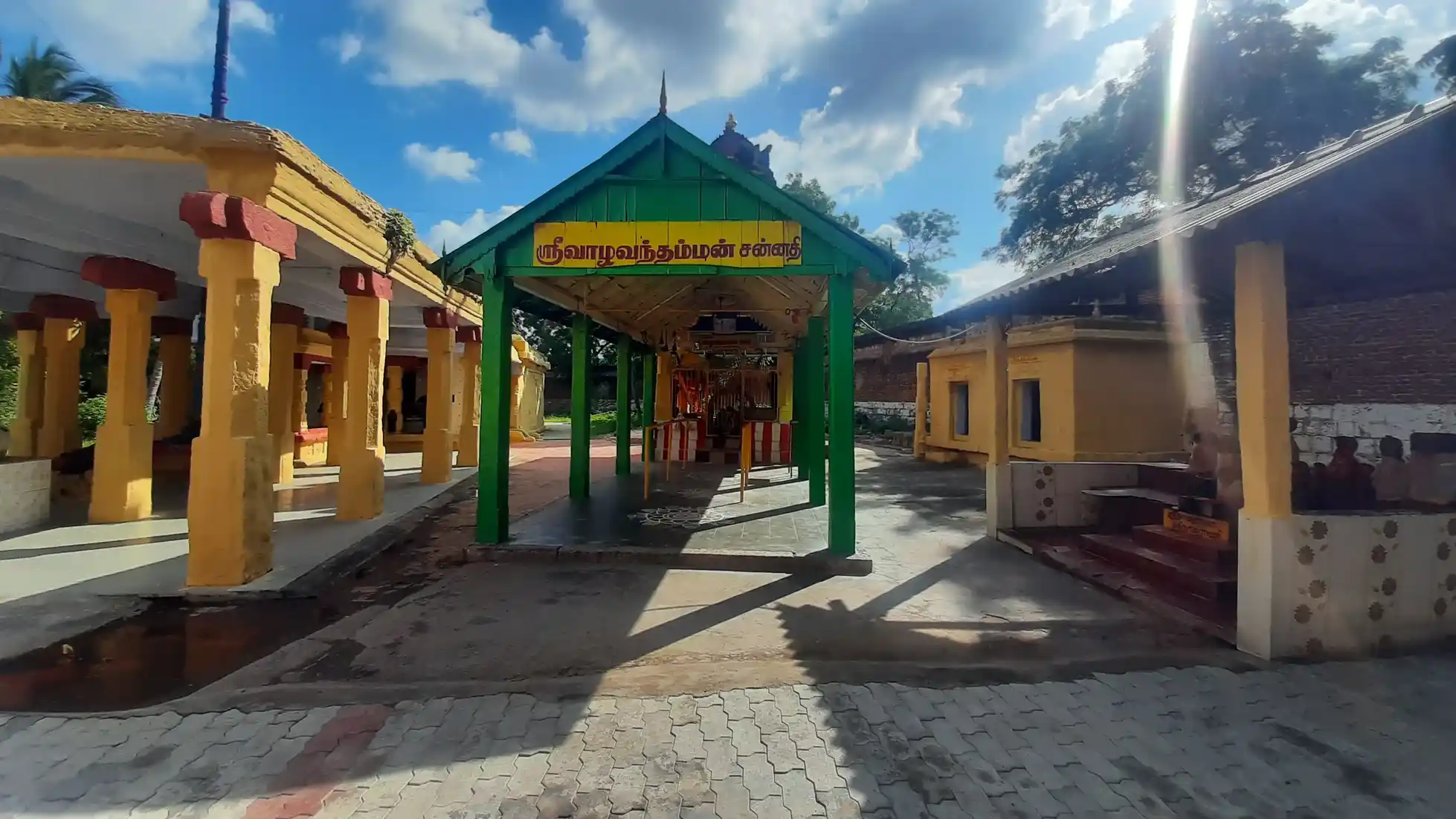 Arulmigu Valavanthaamman Temple, Aruppukottai - 626101 அருள்மிகு வாழவந்தம்மன் திருக்கோயில், Aruppukottai - 626101, Virudhunagar - Ancient Temple Architecture and History Image 2