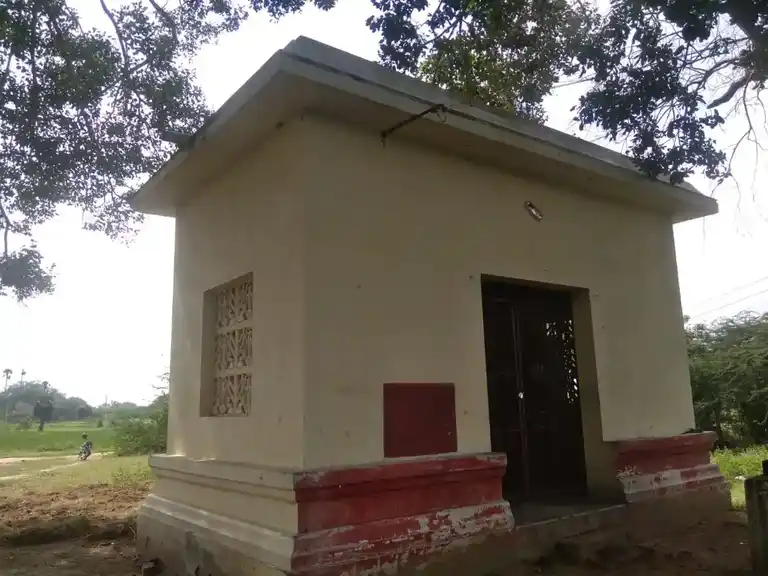 Arulmigu Valavanthamman Temple, Manoor - 626607 அருள்மிகு வாழவந்தம்மன் திருக்கோயில், மானூர் - 626607, Virudhunagar - Ancient Temple Architecture and History Image 2