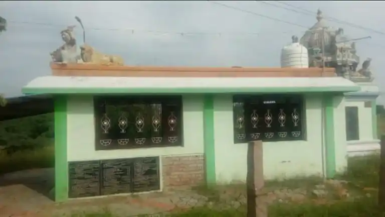 Arulmigu Valavanthamman Temple, Veppankulam - 630305 Arulmigu Valavanthamman Temple, Veppankulam - 630305, Ramanathapuram - Ancient Temple Architecture and History Image 2