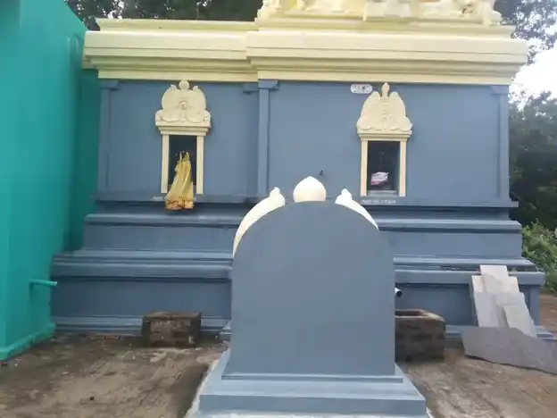 Arulmigu Valeeswar Temple, Inside The Village, Korukkathandalam - 631021 அருள்மிகு வாலீஸ்வரர் திருக்கோயில், Inside The Village, Korukkathandalam - 631021, Tiruvallur - Ancient Temple Architecture and History Image 2