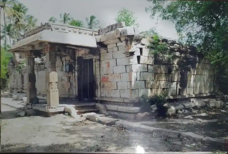 Arulmigu Valeeswarar Soleeswarar Temple, V.Thuraiyur - 621112 Arulmigu Valeeswarar Soleeswarar Temple, V.Thuraiyur - 621112, Thiruchirappalli - Ancient Temple Architecture and History Image 5