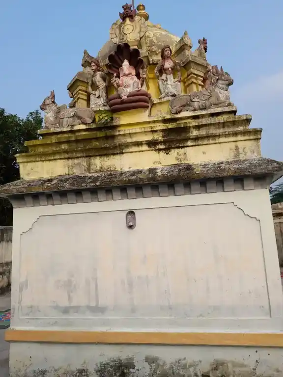 Arulmigu Vallaba Vinayagar Temple, Ichiputhur - 631003 அருள்மிகு வல்லப விநாயகர் திருக்கோயில், இச்சிப்புத்தூர் - 631003, Ranipet - Ancient Temple Architecture and History Image 5