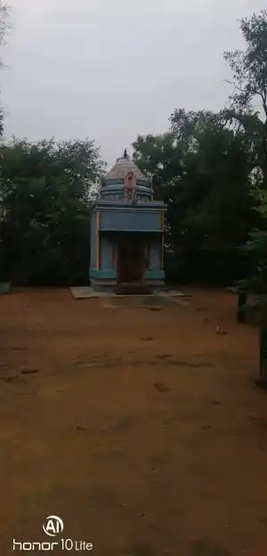 Arulmigu Vallathukaliyamman Thirukkattalai, Alangudi - 622301 அருள்மிகு வல்லத்துக்காளியம்மன் திருக்கட்டளை, ஆலங்குடி வட்டம், புதுக்கோட்டை மாவட்டம். கட்டளை, Alangudi - 622301, Pudukkottai - Ancient Temple Architecture and History Image 3