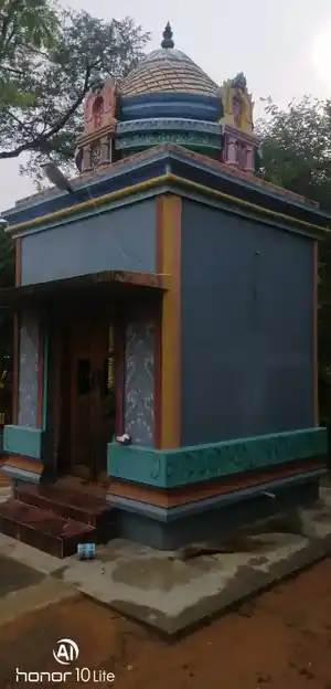 Arulmigu Vallathukaliyamman Thirukkattalai, Alangudi - 622301 அருள்மிகு வல்லத்துக்காளியம்மன் திருக்கட்டளை, ஆலங்குடி வட்டம், புதுக்கோட்டை மாவட்டம். கட்டளை, Alangudi - 622301, Pudukkottai - Ancient Temple Architecture and History Image 6