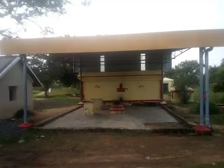 Arulmigu Valleswarar Temple, Mevalur Kuppam - 602105 அருள்மிகு வள்ளீஸ்வரர் திருக்கோயில், மேவலுார்குப்பம், மேவலுார்குப்பம் - 602105, Kancheepuram - Ancient Temple Architecture and History Image 3