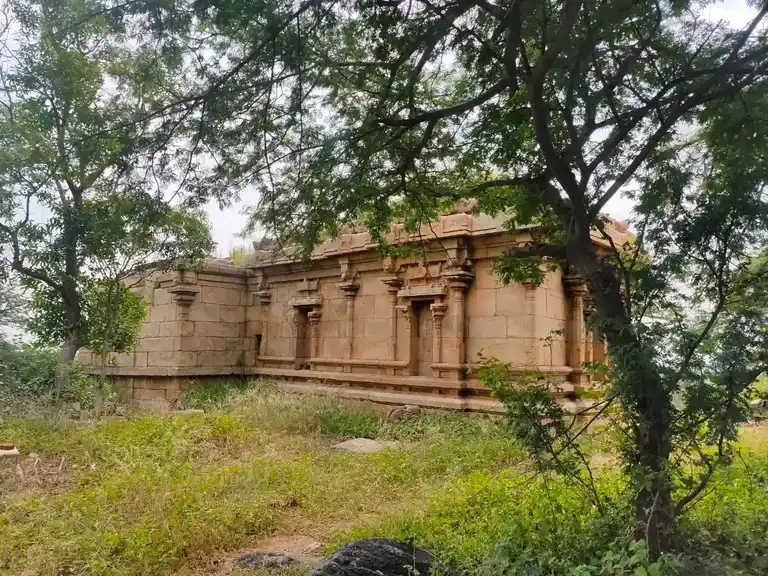 Arulmigu Valliswarar Temple, Kunnamalai - 637203 அருள்மிகு வல்லீஸ்வரர் திருக்கோயில், Kunnamalai - 637203, Namakkal - Ancient Temple Architecture and History Image 8