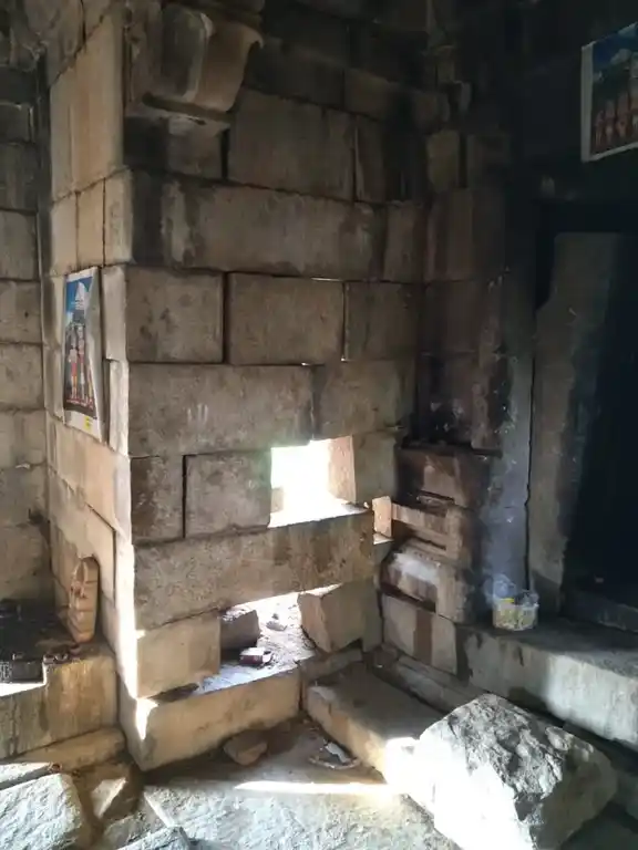 Arulmigu Valliswarar Temple, Kunnamalai - 637203 அருள்மிகு வல்லீஸ்வரர் திருக்கோயில், Kunnamalai - 637203, Namakkal - Ancient Temple Architecture and History Image 11